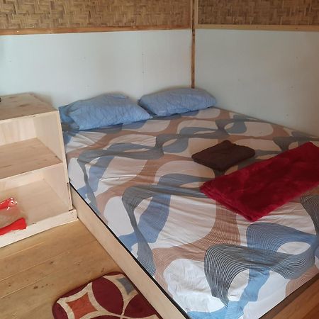 Taliwang Boneputeh Homestay מראה חיצוני תמונה