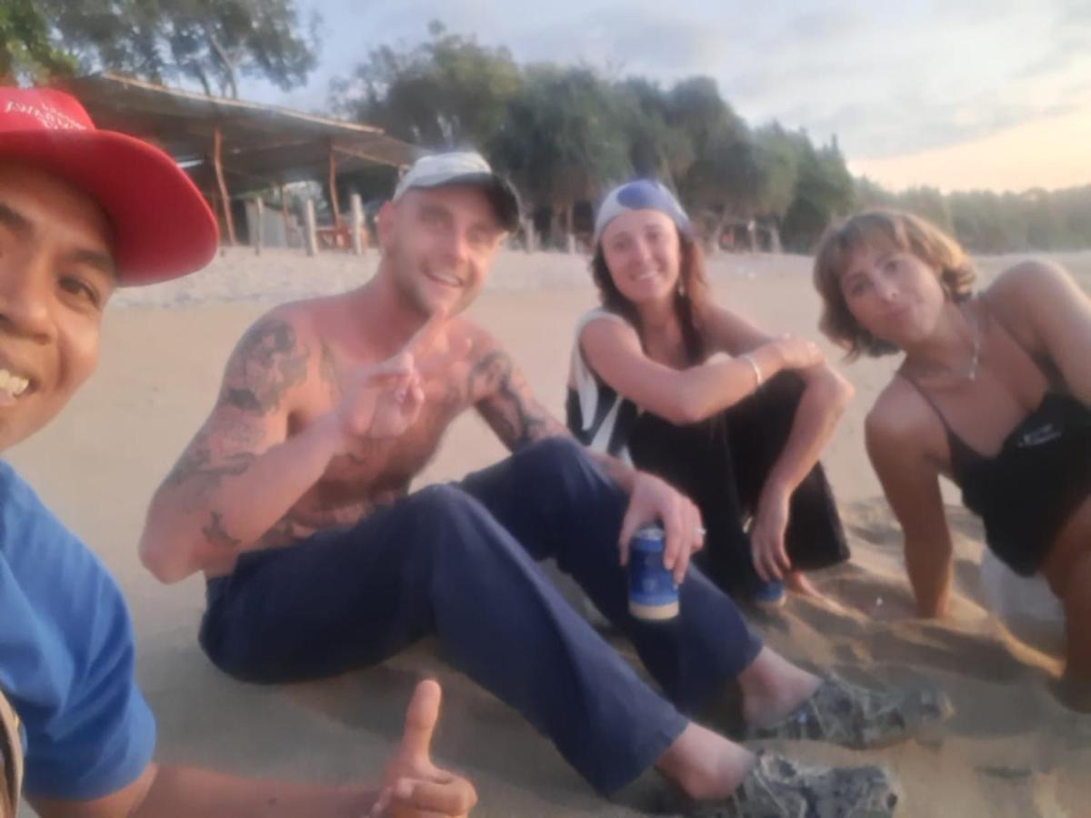 Taliwang Boneputeh Homestay מראה חיצוני תמונה