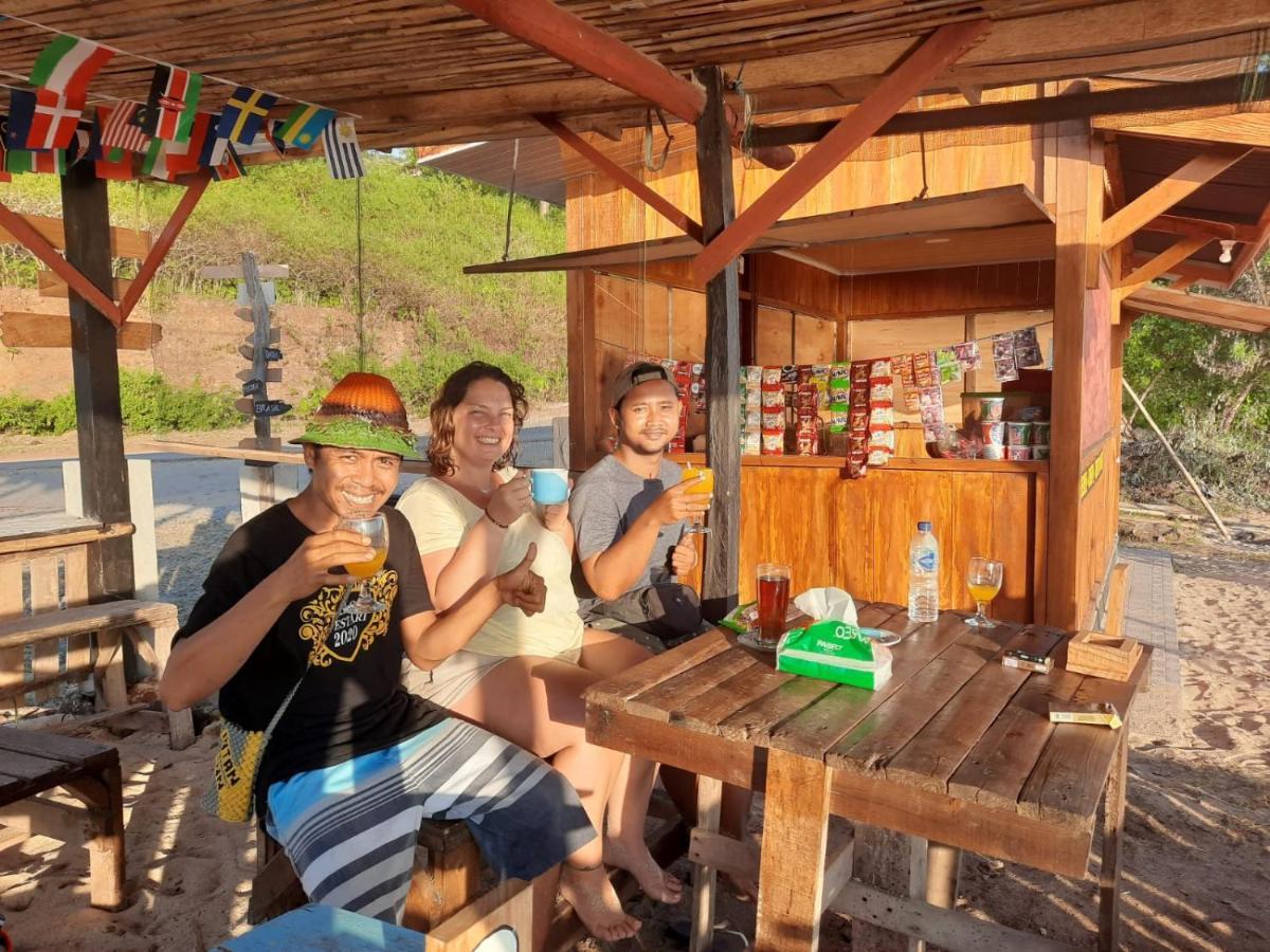 Taliwang Boneputeh Homestay מראה חיצוני תמונה